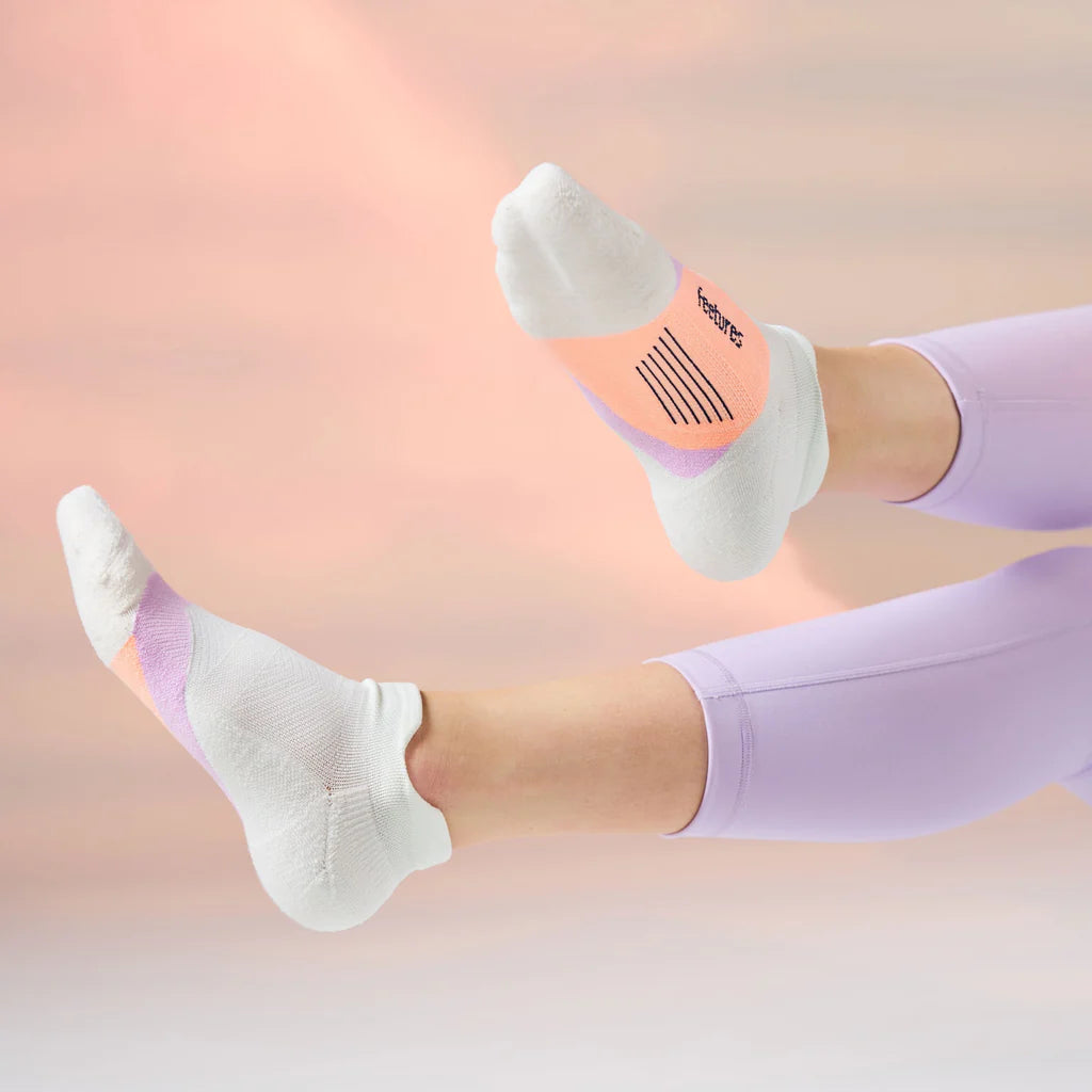 Chaussettes Feetures! – Fasciite Plantaire – Coussin Léger – No Show Tab – Taille S – Blanc