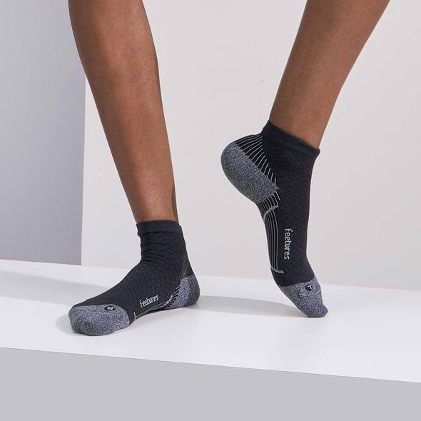 Feetures Plantar Fasciitis Relief Socks Ultra Light Quarter –